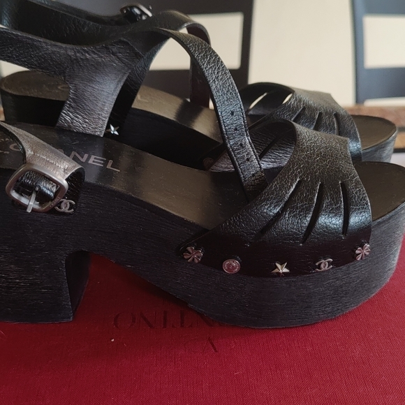 Chanel shoes size 39 - Picture 3 of 6